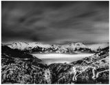 Huez village et sa vallée 2020 NB - Cyrille Quintard Photography : Tableau photo de montagne