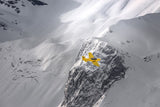 L'avion au dessus de la neige. - Cyrille Quintard Photography : Tableau photo de montagne
