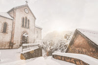 L'église d'huez en Oisans enneigée - Cyrille Quintard Photography : Tableau photo de montagne