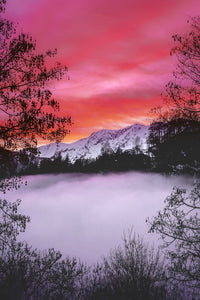 Mer de nuage rougeâtre : (Photographie couleur) - Cyrille Quintard Photography : Tableau photo de montagne